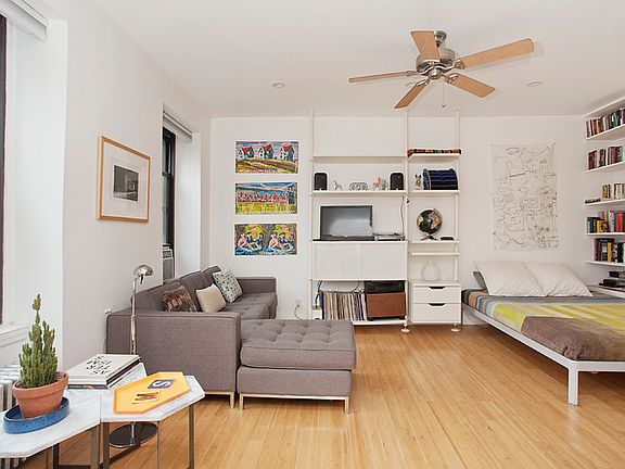 2nd image of 32 S Oxford St APT 3A