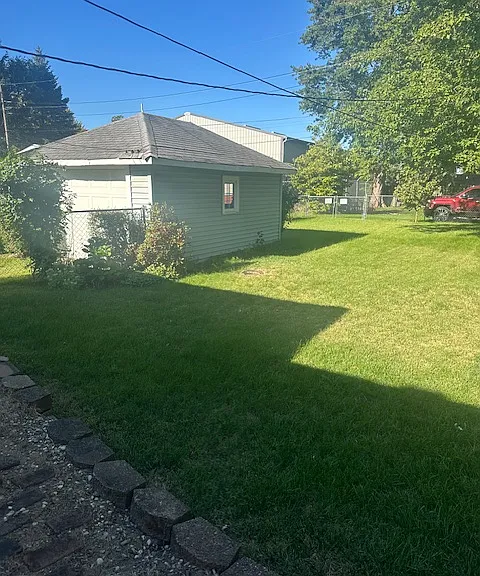 1605 Navajo St — Photo 4