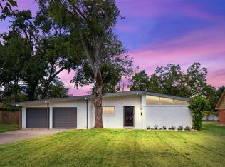 127 E Thornton Rd, Houston, TX 77022