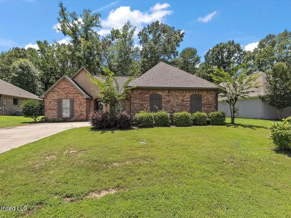 915 Timberton Dr, Pearl, MS 39208