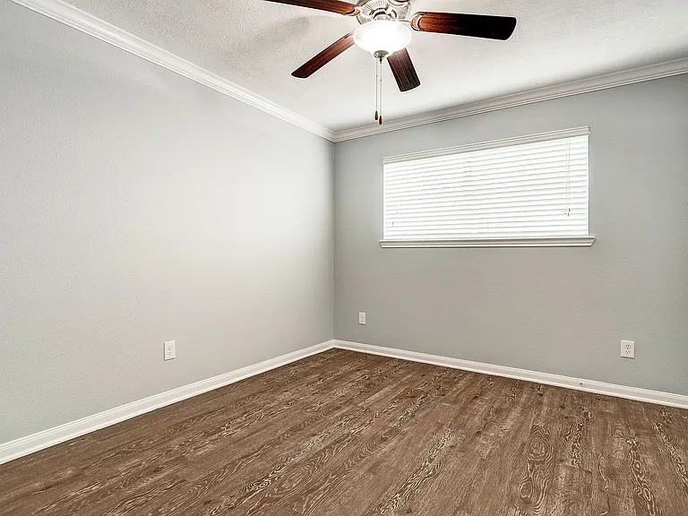 835 Heights — Photo 23