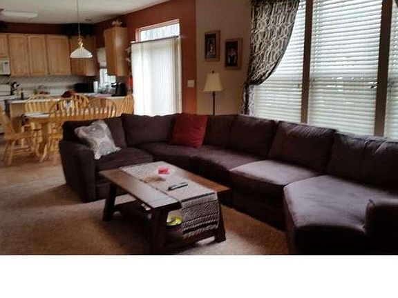 4th image of 1405 Apple Blossom Way