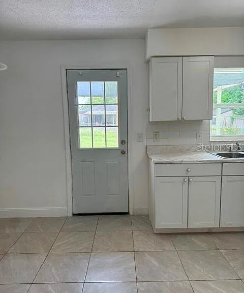 27127 Fernery Ave — Photo 8