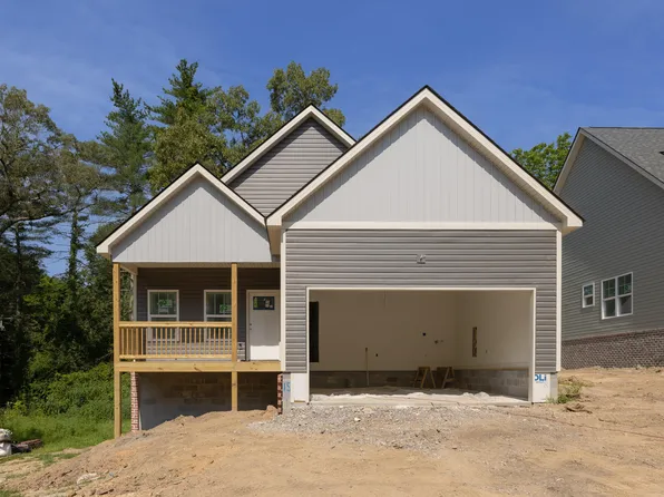 27 Greenslake Rd, Rossville, GA 30741