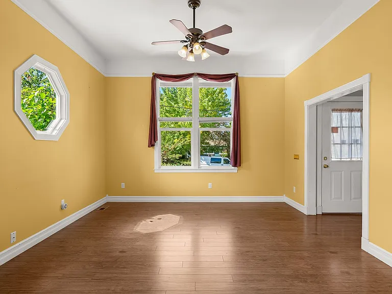 1144 NE Morton St — Photo 4