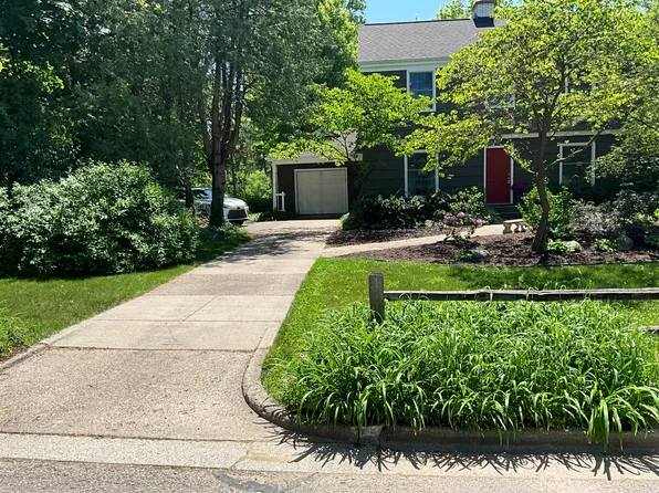 2360 Kent Blvd NE, Grand Rapids, MI 49503