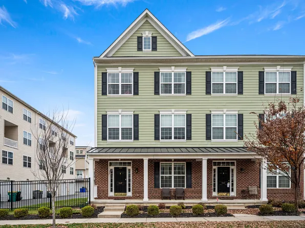 907 Manor Ave N, Claymont, DE 19703