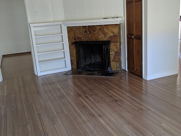 4th image of 4228 Greenbush Ave