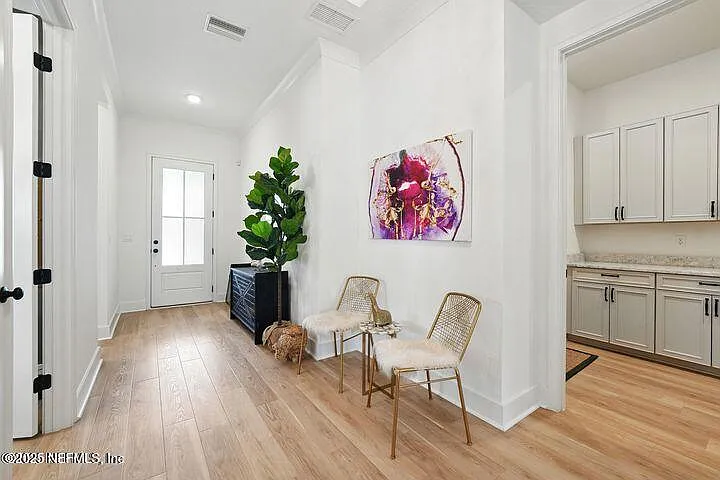 107 Canopy Forest Dr — Photo 7