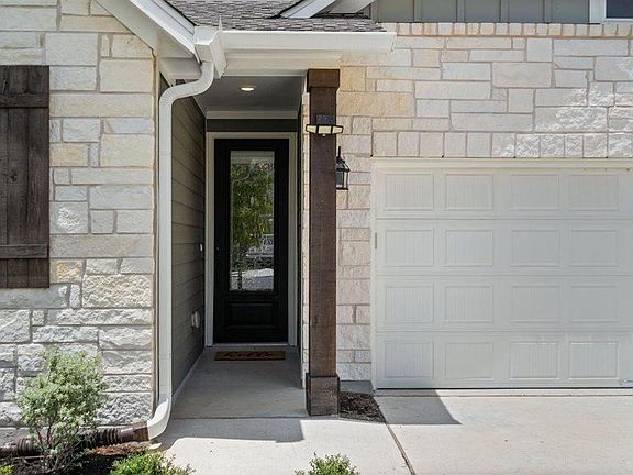 4th image of 153 Wrangell Way