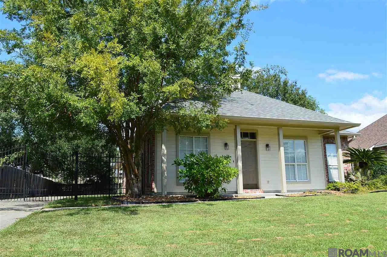 3 bed, 1524 sqft, $1,925 — Photo 2