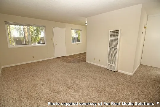 Marin Royal Apartments LLC — Photo 7