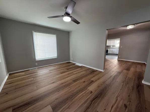 1622 Rhomberg Ave, Dubuque, IA 52001