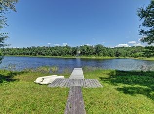 39 Long Bow Ln Cir, Becket, MA 01223