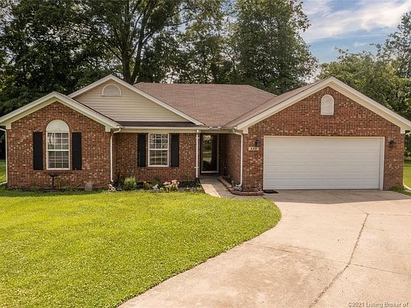 5th image of 648 E Main Street Cir