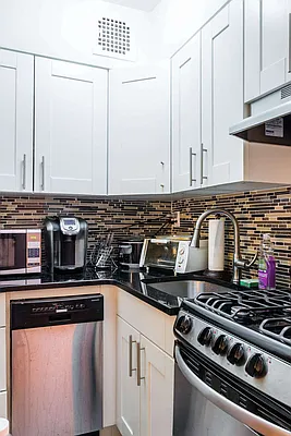 Rented by Smart City Real Estate LLC | media 7