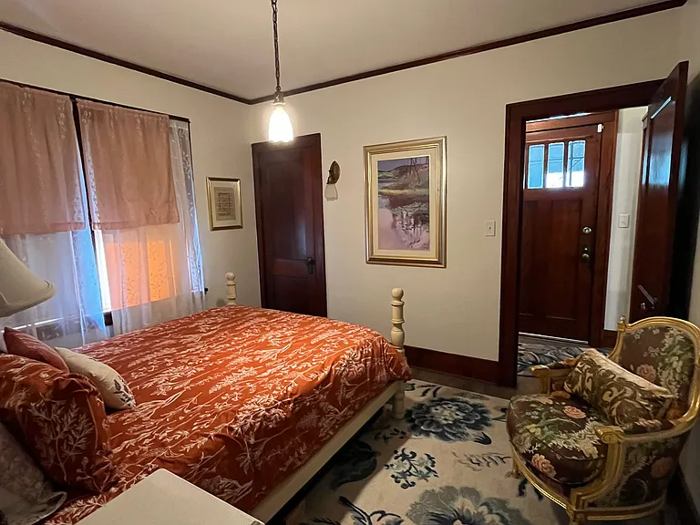 1124 Arbor St — Photo 11
