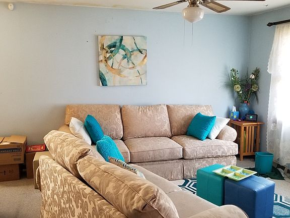 4th image of 21545 Jeffrey Ave