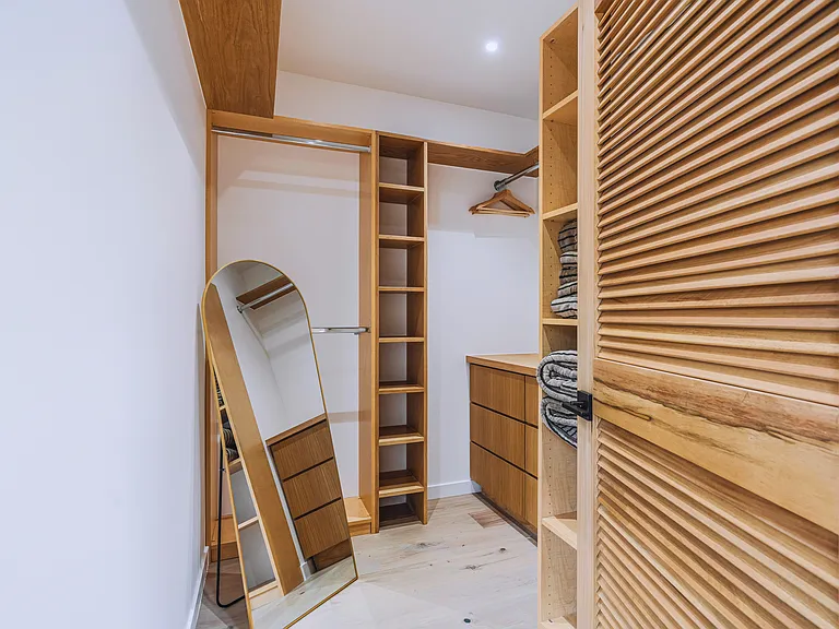 8417 Holy Cross Pl — Photo 28