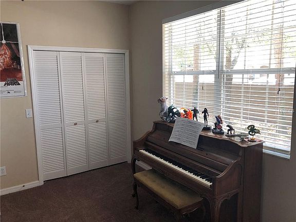 5th image of 3050 Pointeview Dr