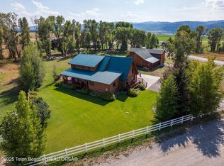 26 Yosemite Dr, Thayne, WY 83127