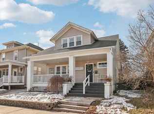 922 Hayes Ave, Racine, WI 53405