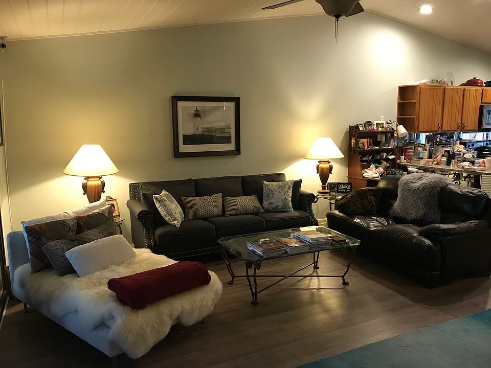 1st image of 4201 Village Ct