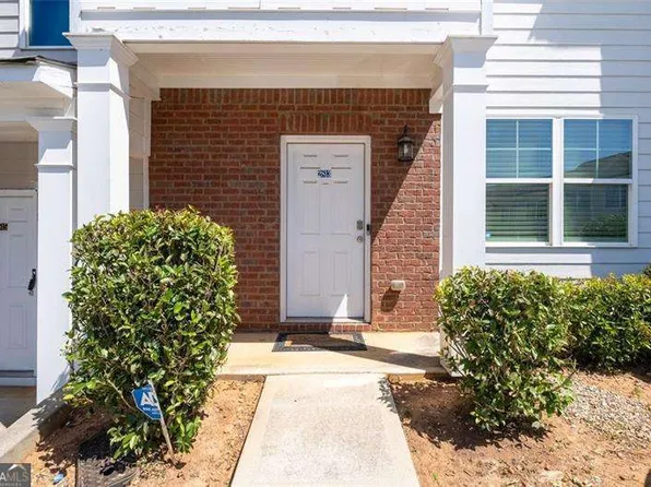 2813 Laurel Ridge Cir, East Pt, GA 30344