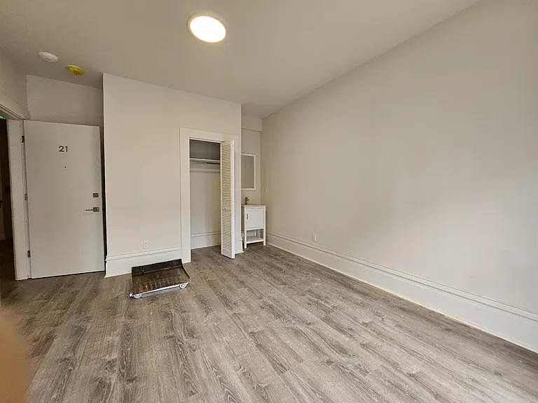 1028 Pine St #40 — Photo 22