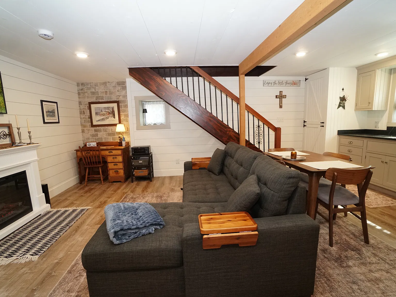 1 bed, 1419 sqft, $2,000 — Photo 3