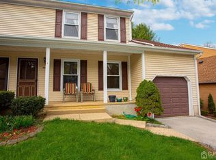 11 Buttonwood Dr, East Brunswick, NJ 08816