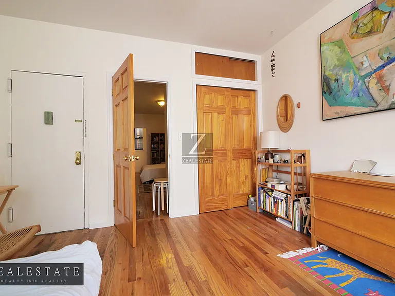 308 12th St #3R — Photo 7
