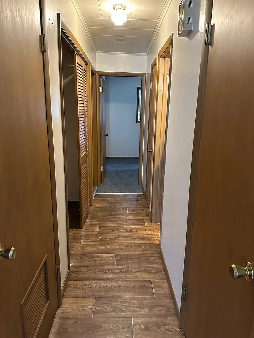 2 Bedroom 1 Bathroom Apartment For Rent — Photo 3