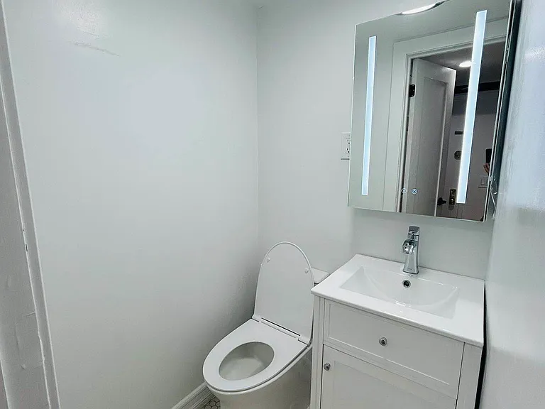 249 W 76th St #B — Photo 17