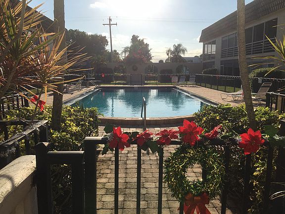 3rd image of 342 Southwind Dr APT 110