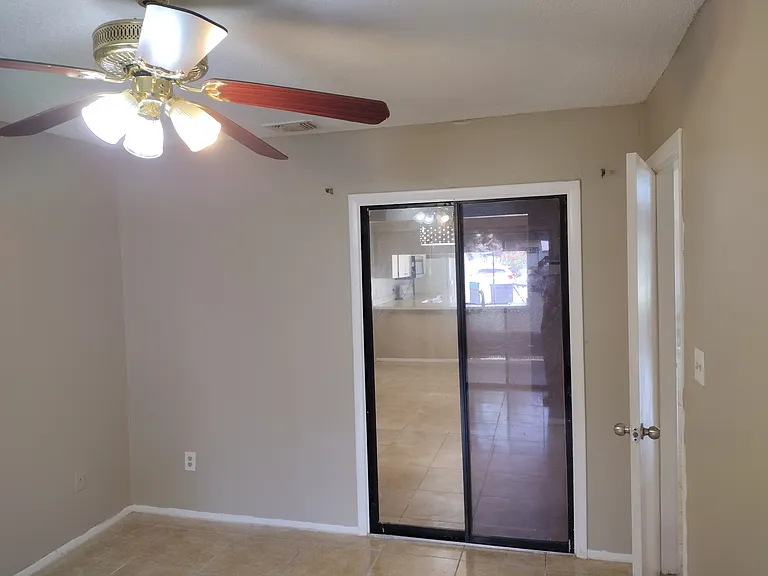 629 Golden Sunshine Cir — Photo 56