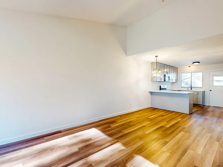 5105 Old Redwood Hwy #87 — Photo 5