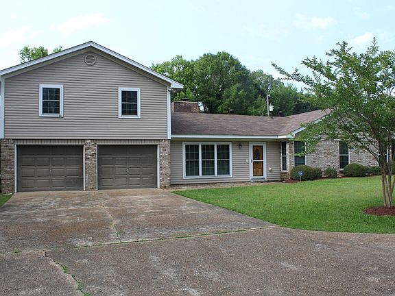 2nd image of 123 Thurlow Dr