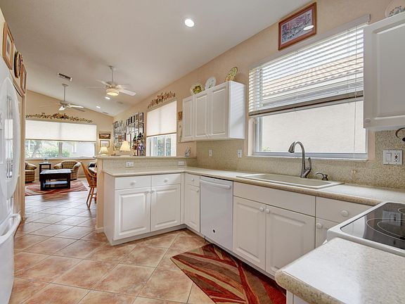 5th image of 10299 Copper Lake Dr