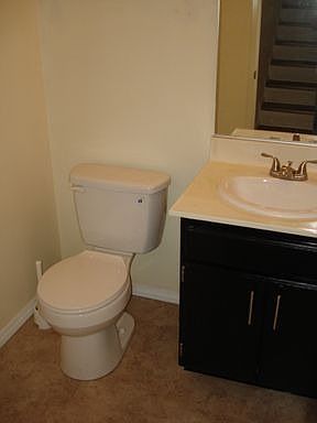 5th image of 27640 Nugget Dr APT 2