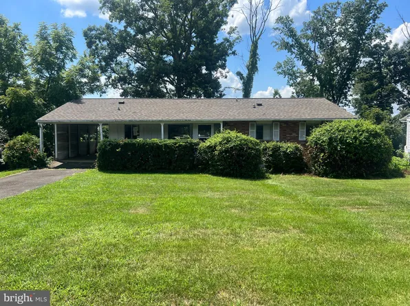 6502 Cottonwood Dr, Alexandria, VA 22310