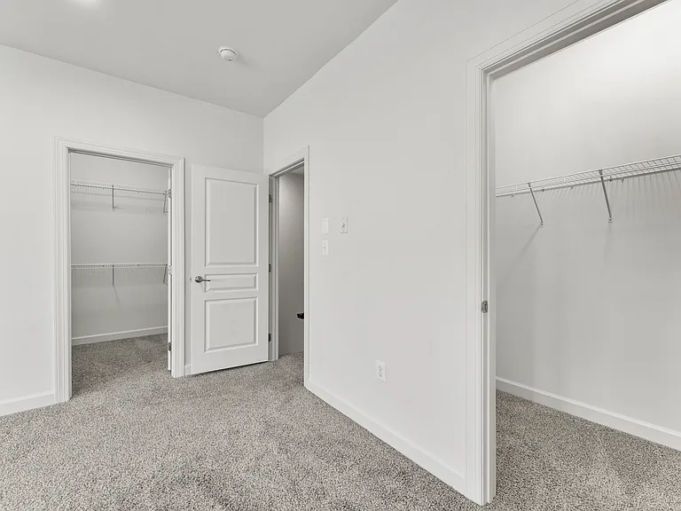10579 Old Ellicott Cir — Photo 31