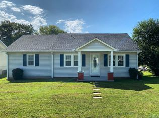 801 S Russell St, Portland, TN 37148