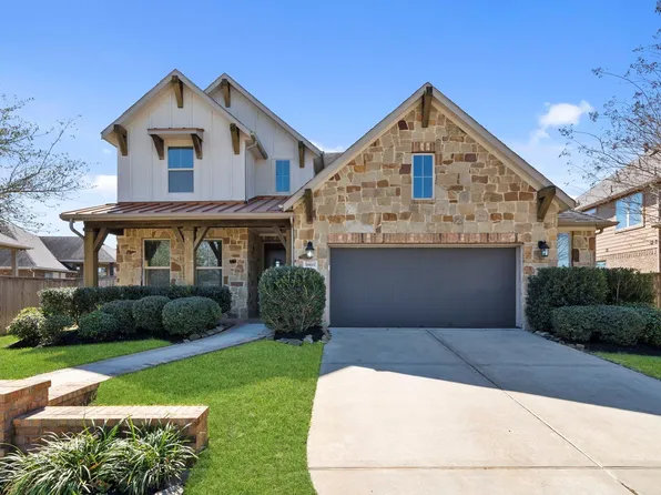 18611 Navarro Branch Dr, Cypress, TX 77433