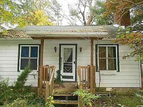 1st image of 2376 Trailard Dr