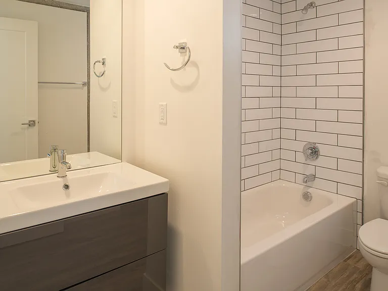 200 S Center St #209 — Photo 1