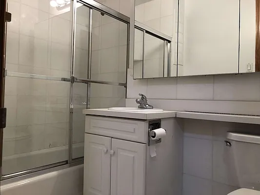 Rented by PocketBroker Inc | media 5