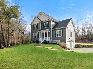 24 Lynn Dr, Attleboro, MA 02703
