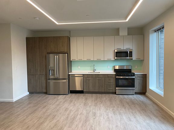 3rd image of 1912 Palmer Ave APT 304