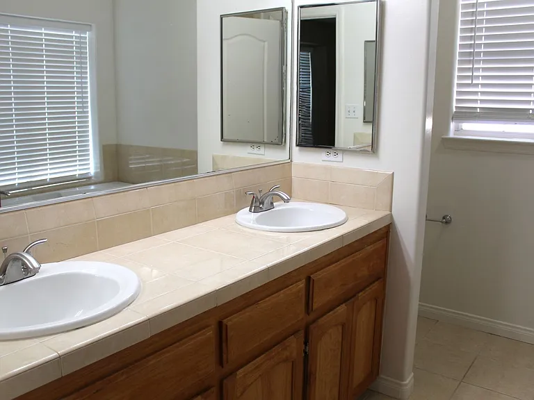 3010 Giovanetti Ave — Photo 22